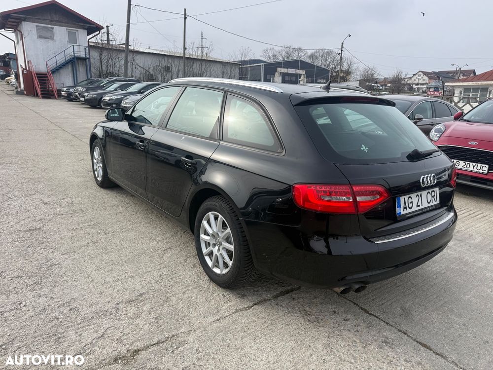 Audi A4 2.0 TDI DPF multitronic Attraction - 8