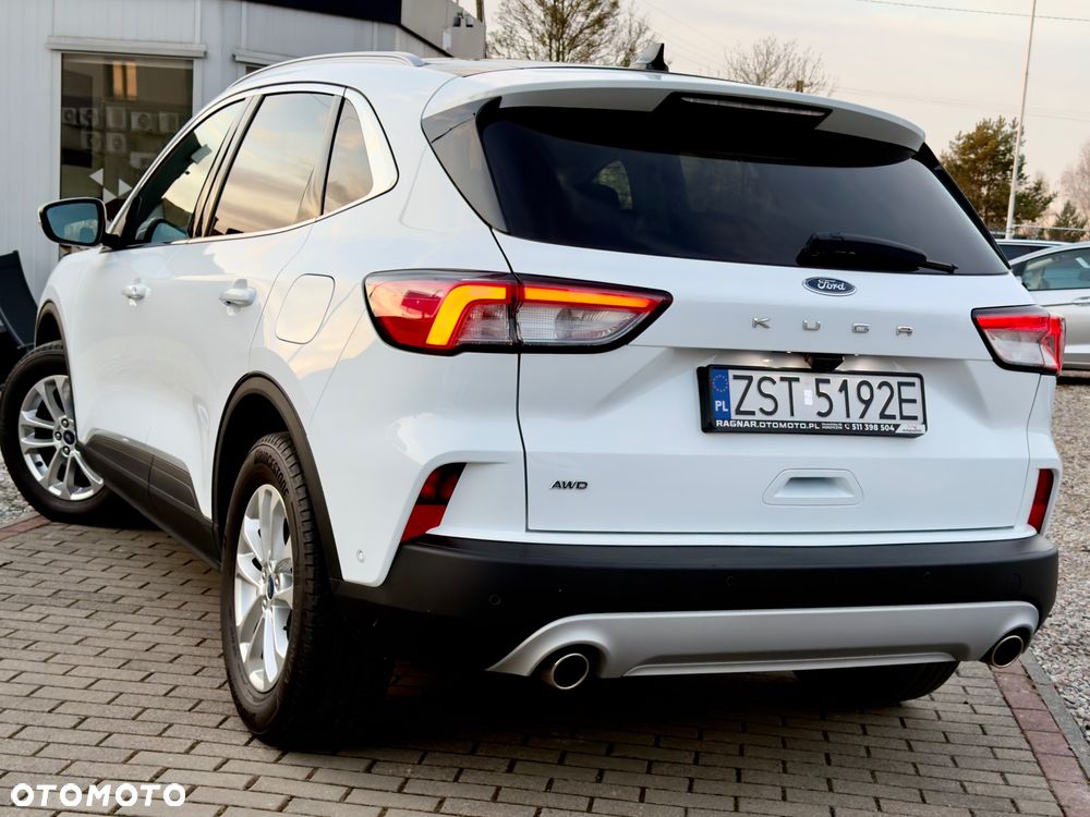 Ford Kuga 2.0 EcoBlue 4x4 TITANIUM - 5
