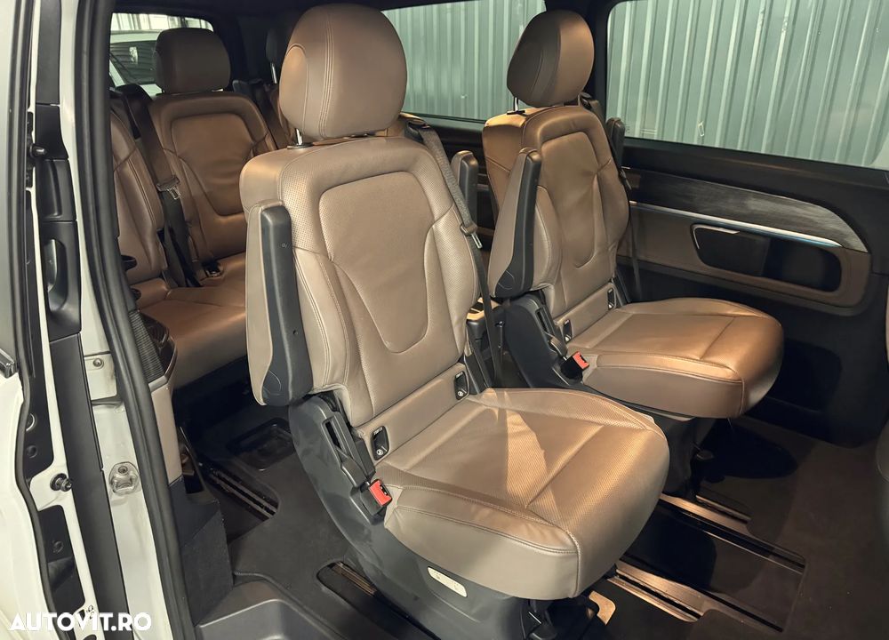 Mercedes-Benz V 300 d Extralang 4Matic 9G-TRONIC Special Edition Avantgarde - 23