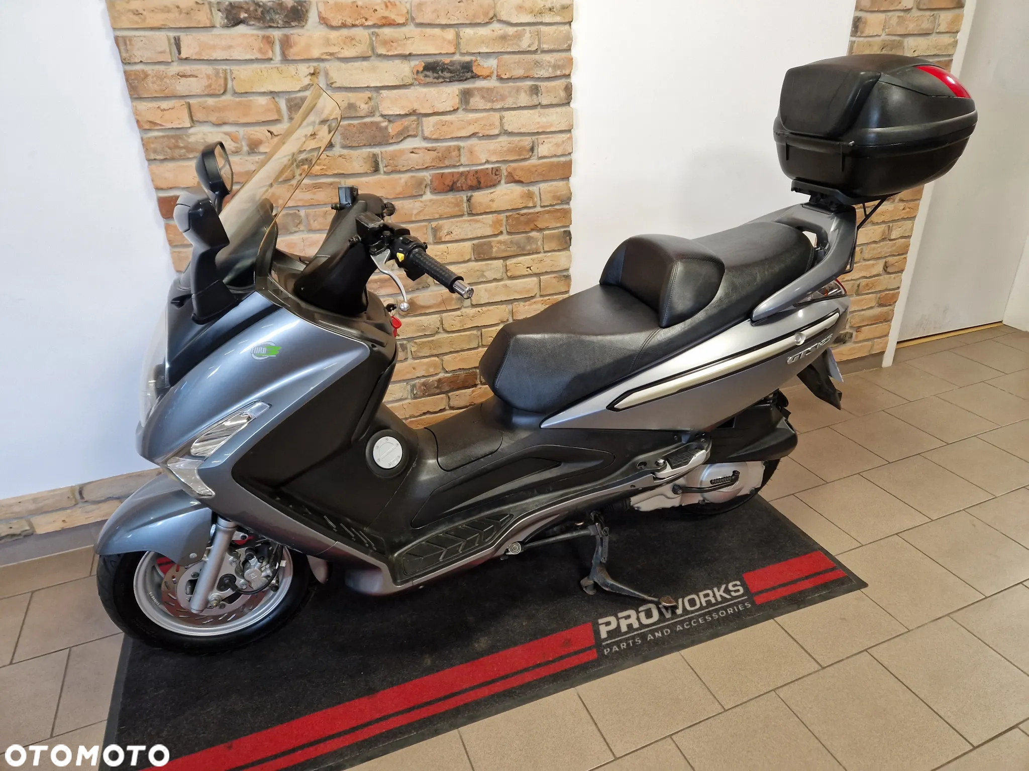 SYM GTS - 10