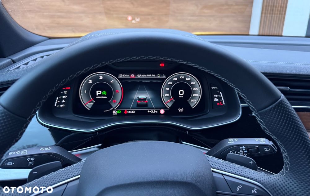 Audi Q8 - 10