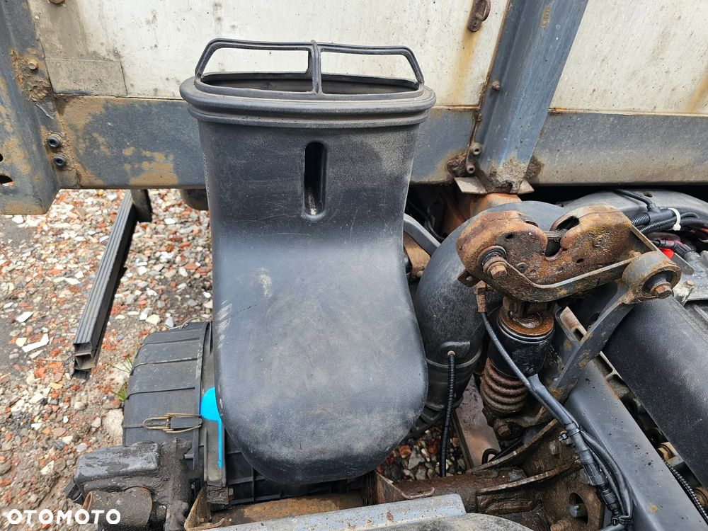 OBUDOWA FILTRA POWIETRZA POD KOMIN DAF LF 45 55 4.5 6.7 L 06-13 rok - 5