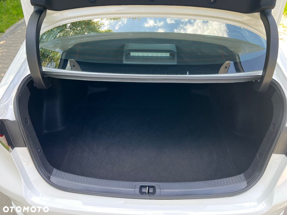 Toyota Corolla 1.8 Hybrid GPF Comfort - 27