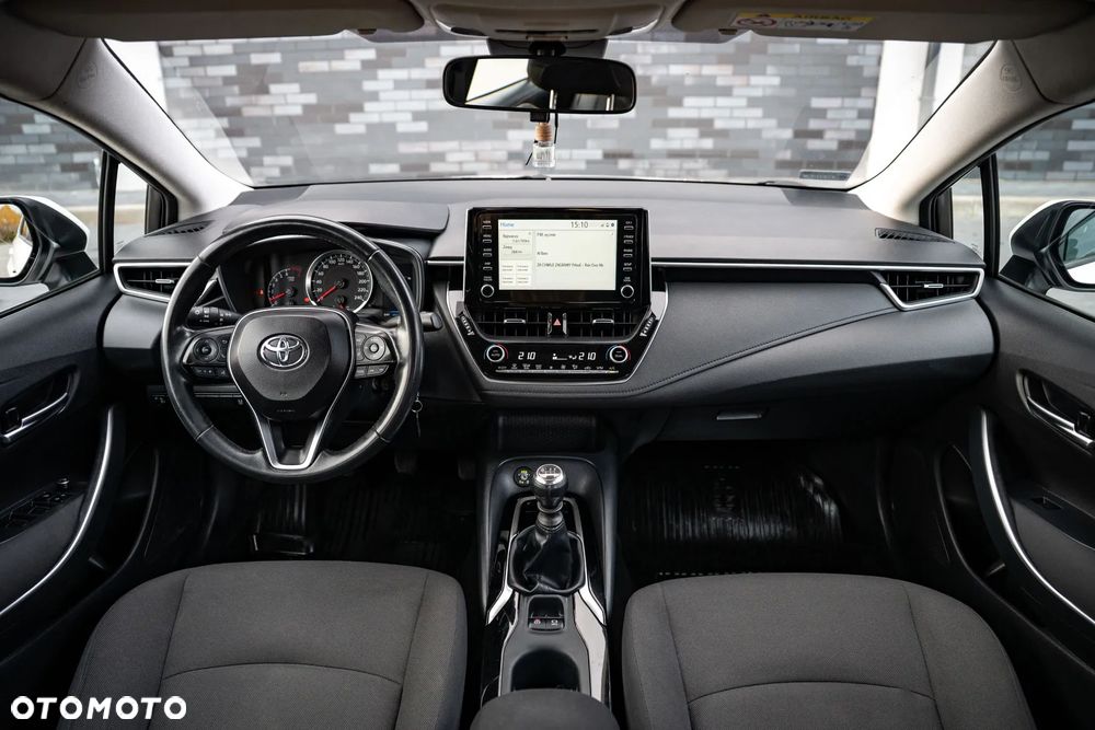 Toyota Corolla 1.6 Comfort - 23