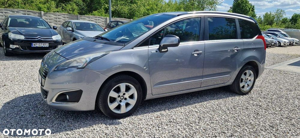 Peugeot 5008 - 6