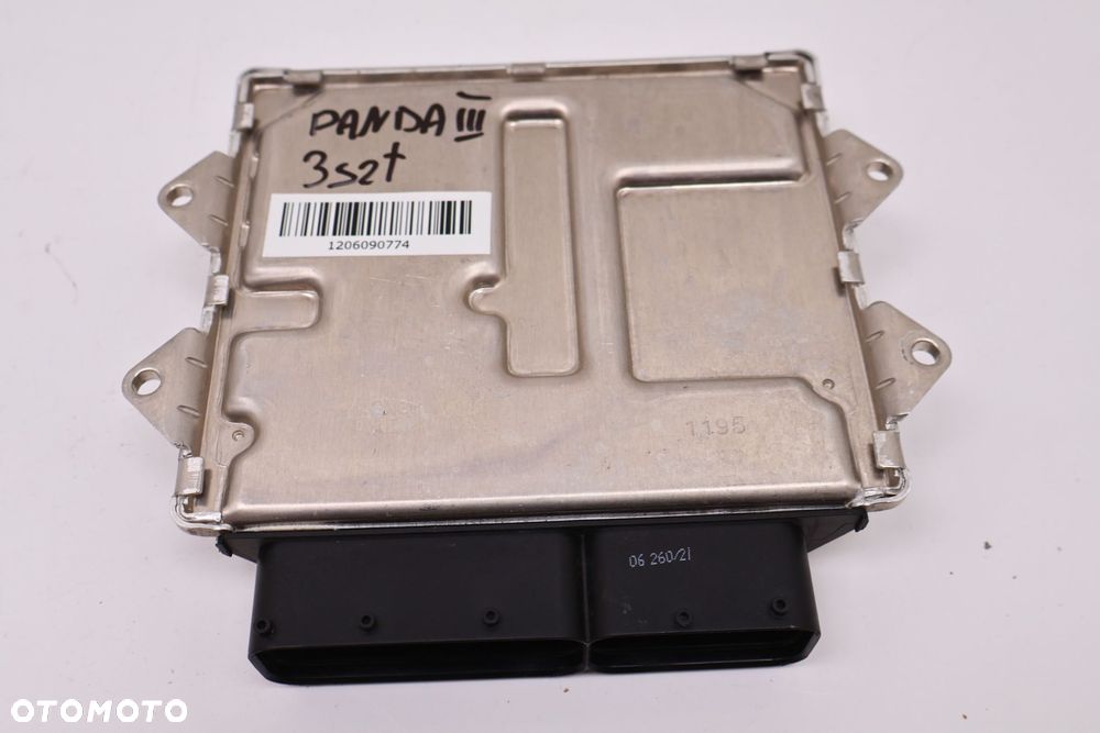 FIAT PANDA III KOMPUTER STEROWNIK SILNIKA 51981628 - 8