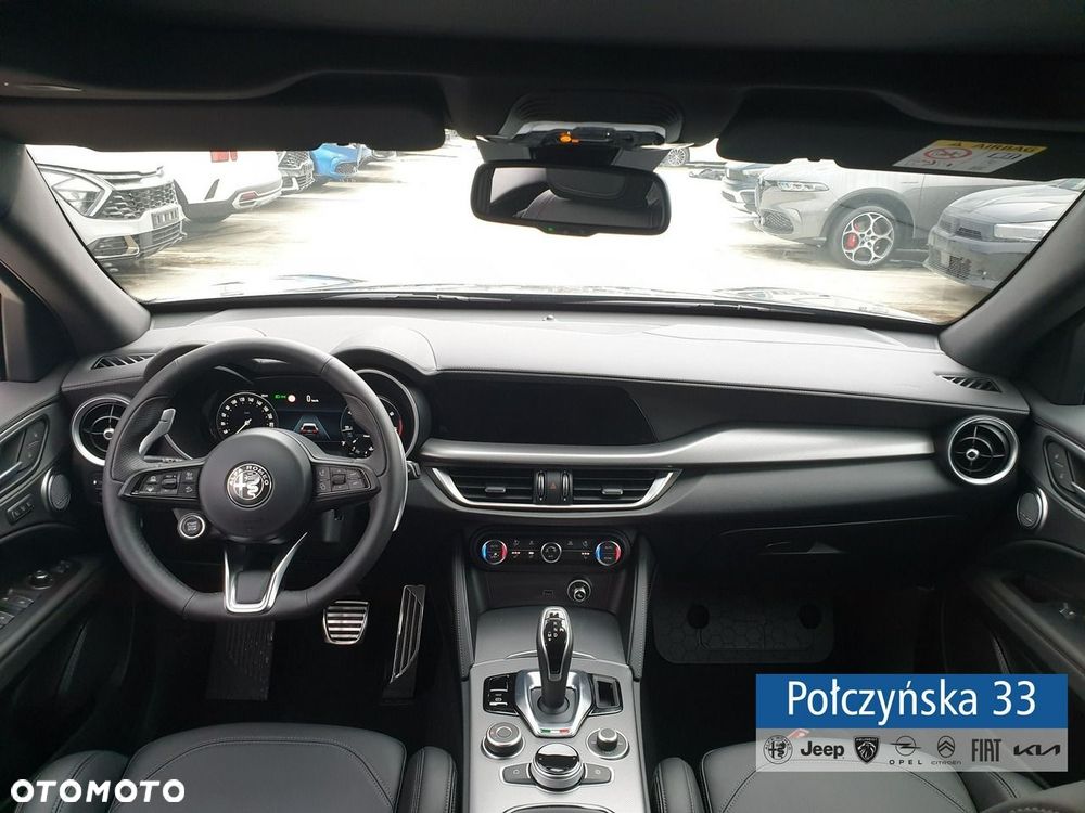 Alfa Romeo Stelvio - 25