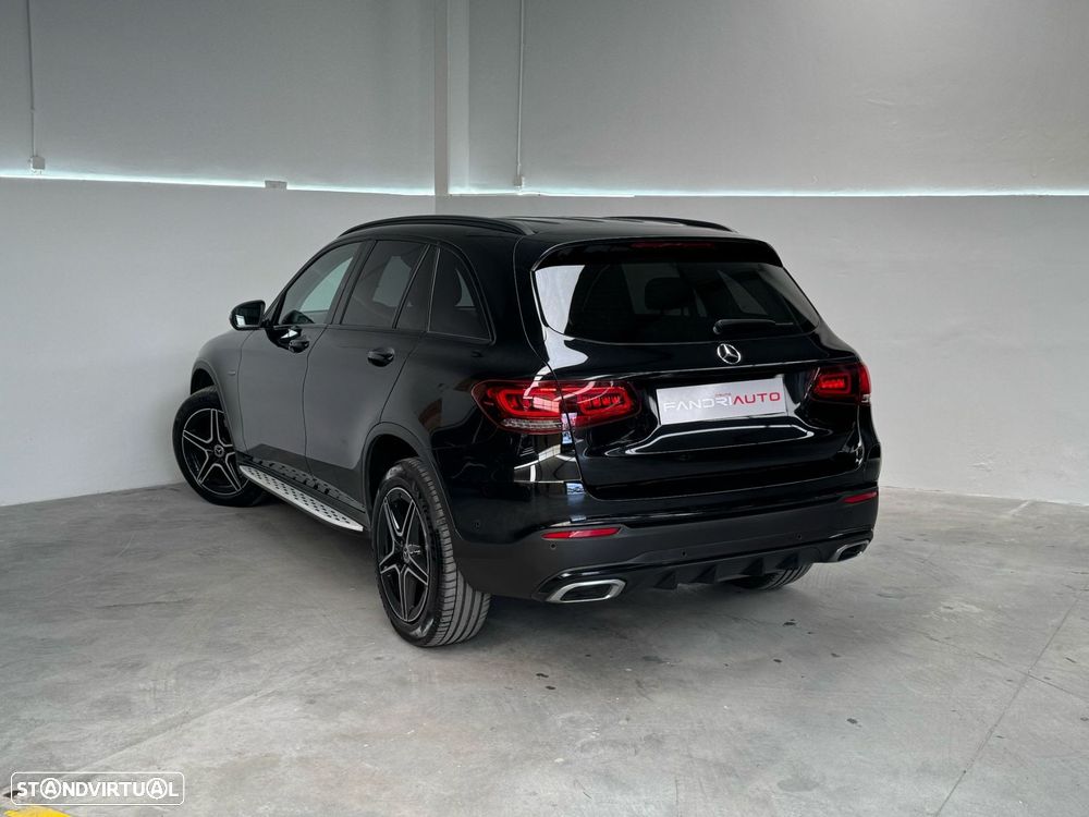 Mercedes-Benz GLC 300 - 11
