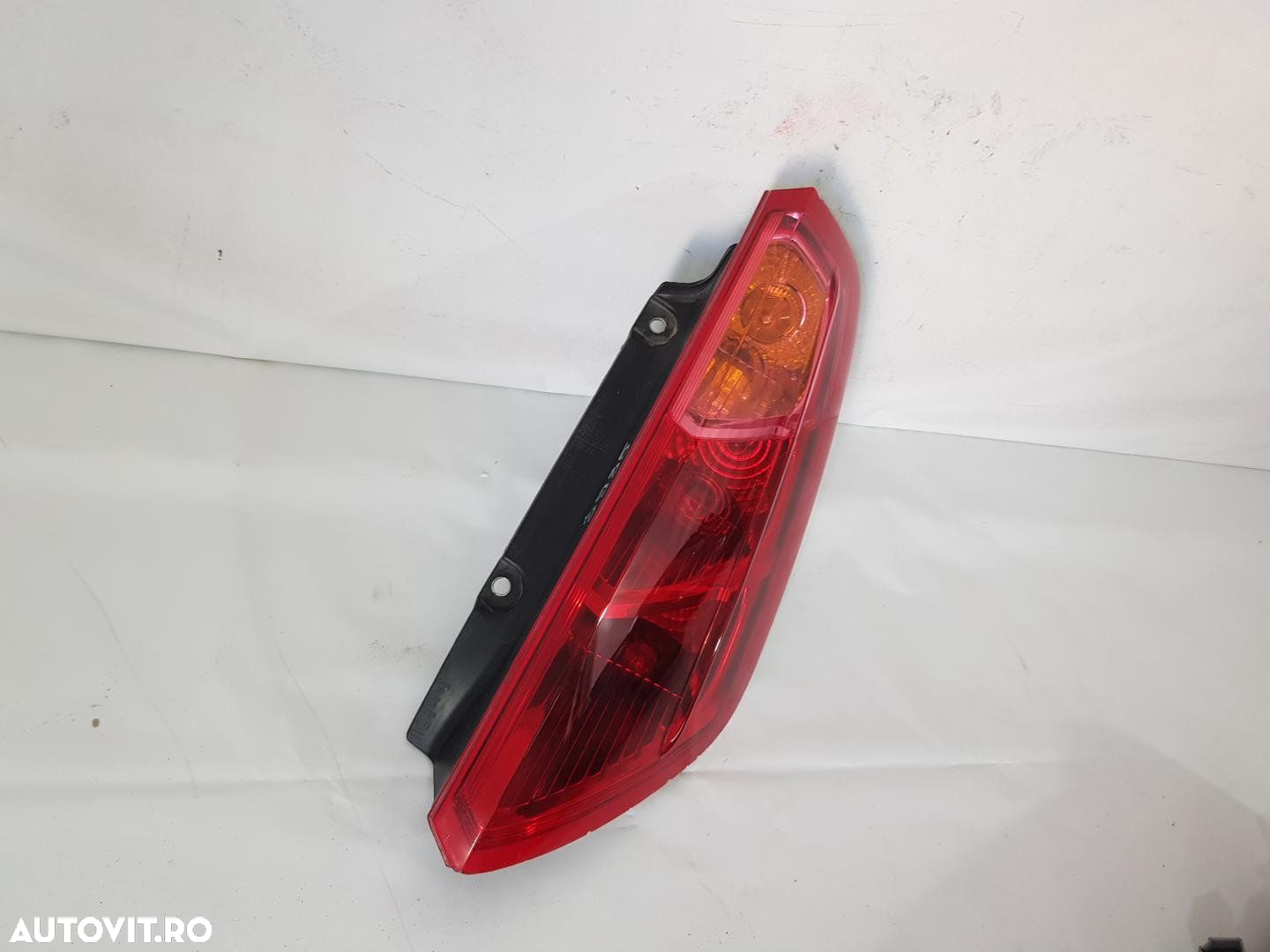 Stop dreapta Fiat Grande Punto dupa 2005 - 3