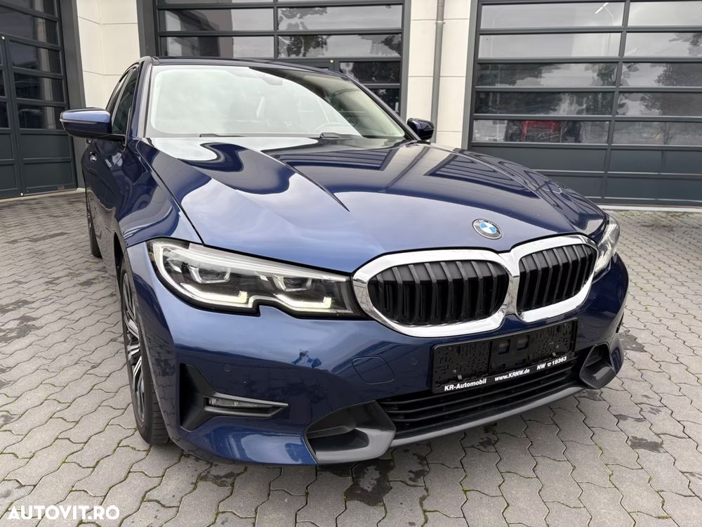 BMW Seria 3 320i Aut. Sport Line - 1