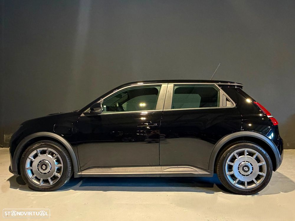 Renault 5 40 kWh Evolution Autonomia Urbana — fotografia 8