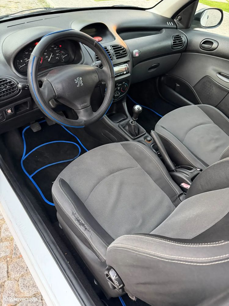 Peugeot 206 - 5