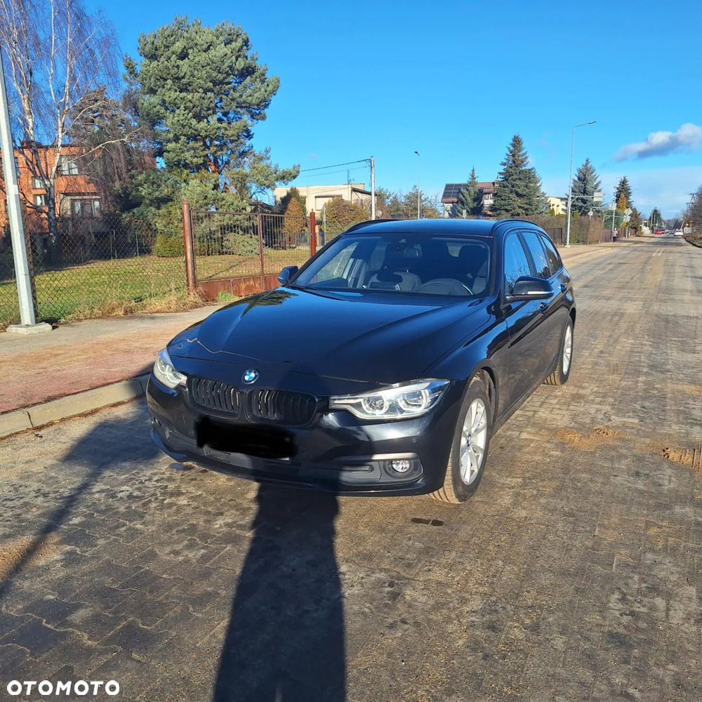 BMW Seria 3 320d Luxury Line sport - 9