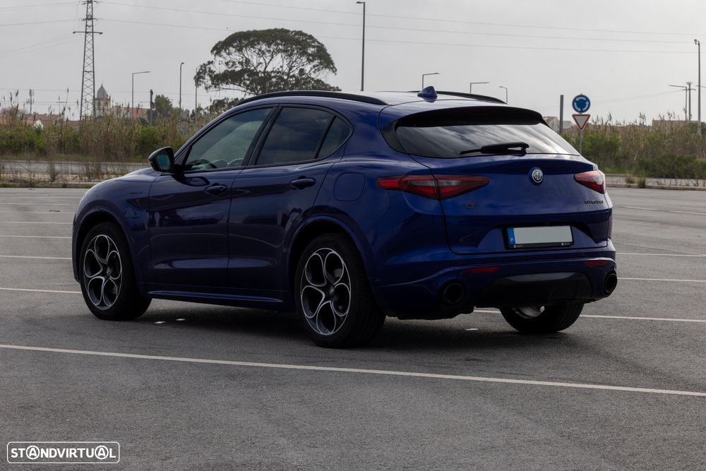 Alfa Romeo Stelvio 2.2 16V AT8 Q4 Veloce - 3