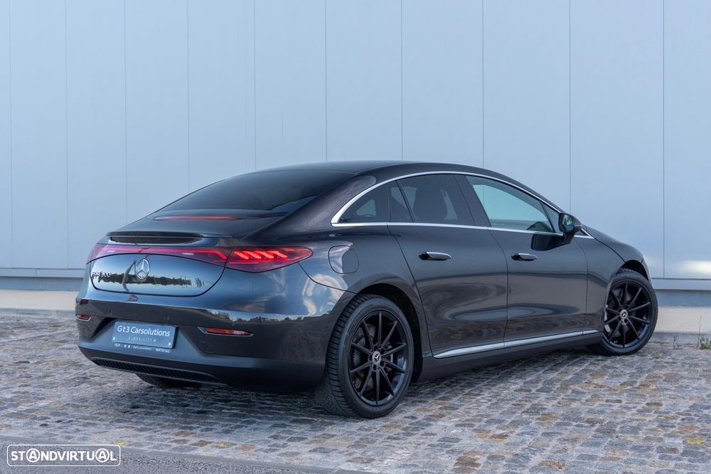 Mercedes-Benz EQE 300 Electric Art - 12