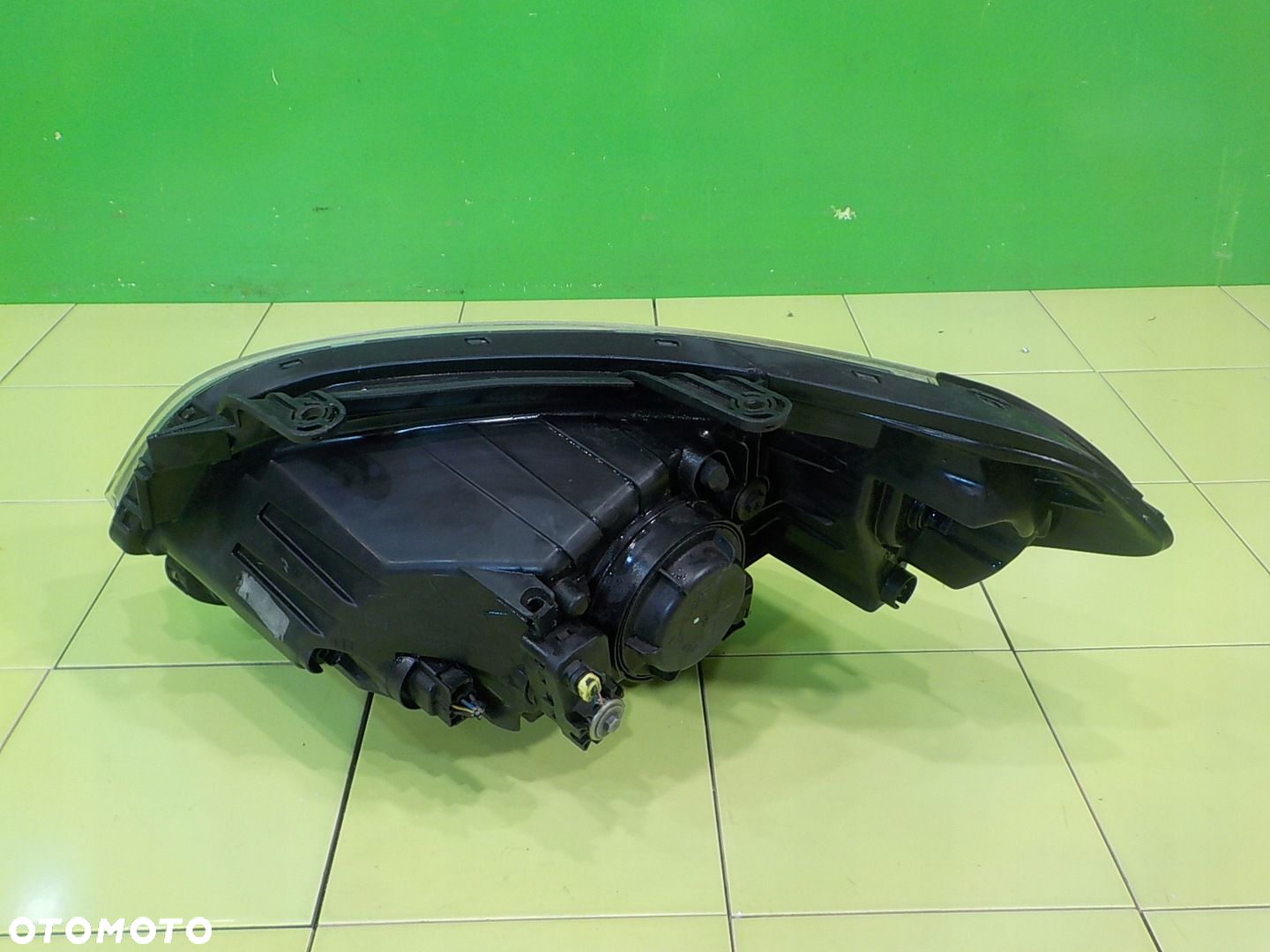 KIA SOUL 1.6 CRDI 09r 5D lampa prawa przod - 3