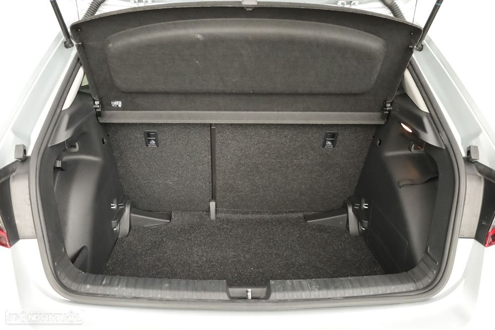 Skoda Fabia 1.0 TSI Selection DSG - 23