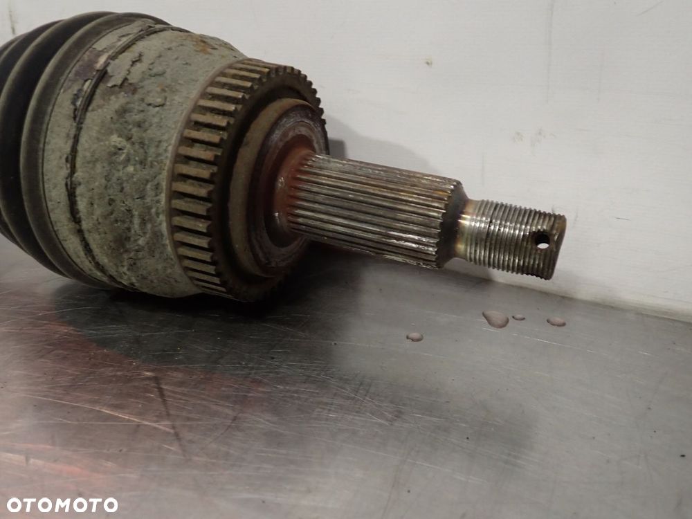 PÓŁOŚ PRAWA HYUNDAI TUCSON I - 2