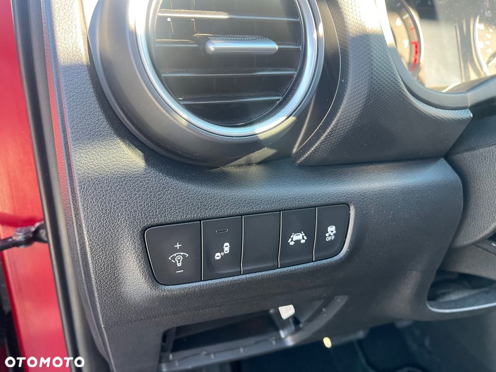 Hyundai Kona - 23