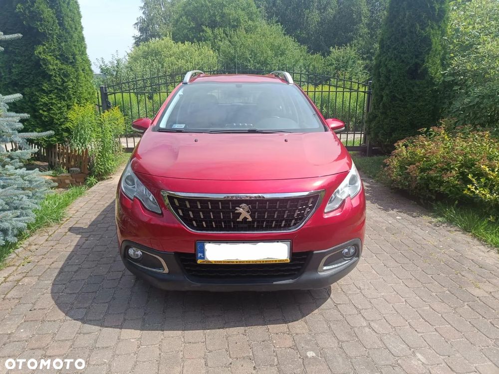 Peugeot 2008 1.2 Pure Tech Style S&S - 3