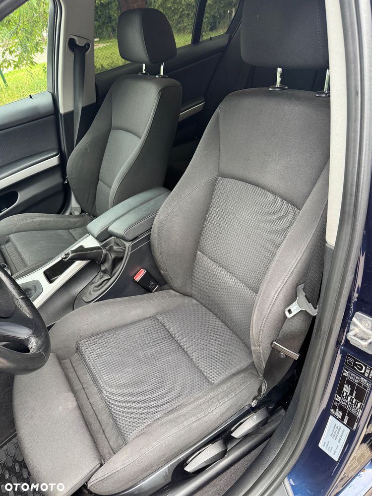 BMW Seria 3 318d - 8