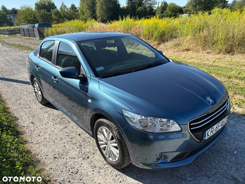 Peugeot 301 1.2 VTi/Pure Tech Allure - 1