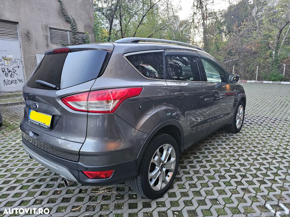 Ford Kuga - 5