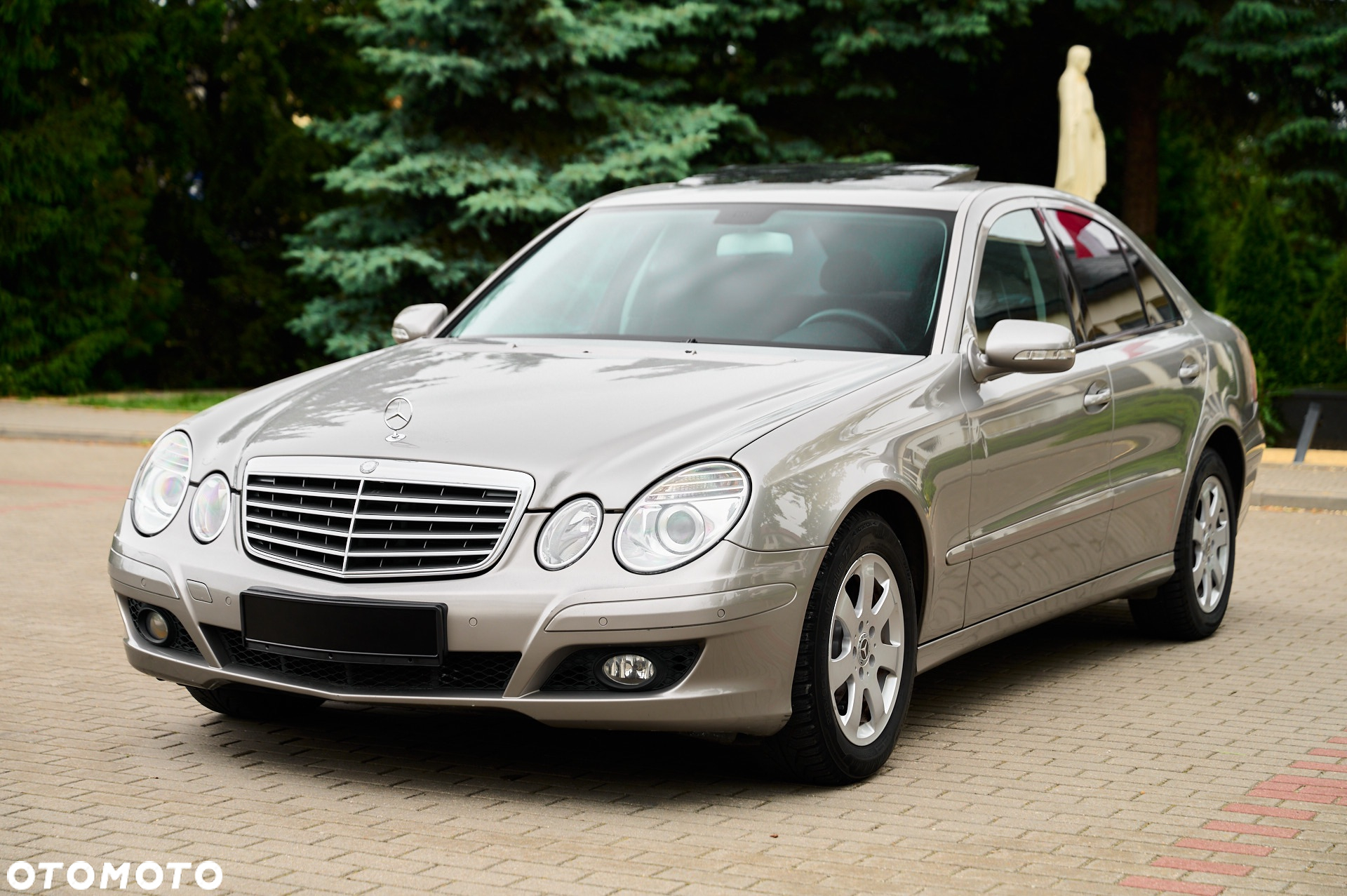 Mercedes-Benz Klasa E - 6