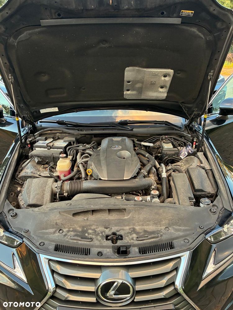 Lexus IS 200t Elegance - 13