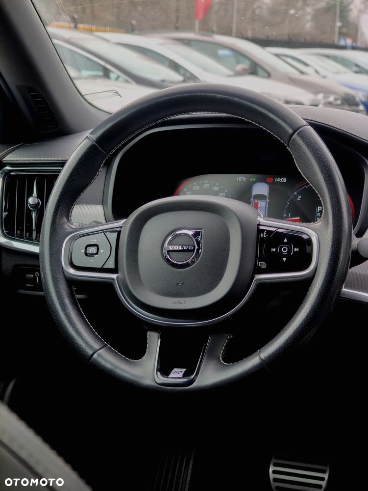Volvo S90 D4 R-Design - 22