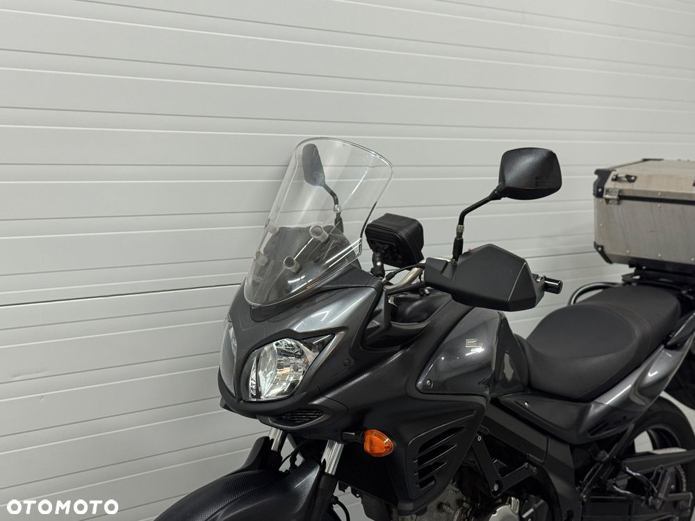 Suzuki V-STROM - 19