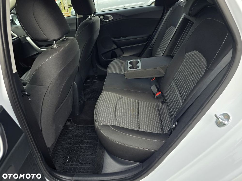 Kia Ceed 1.0 T-GDI S - 26