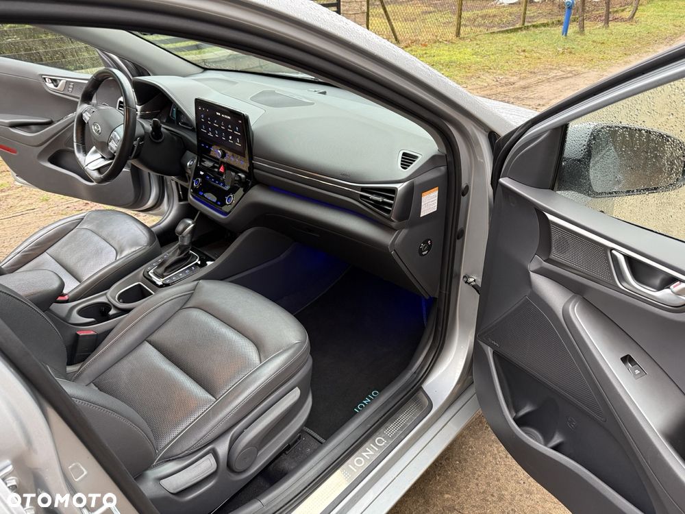 Hyundai IONIQ 1.6 GDI Premium - 6