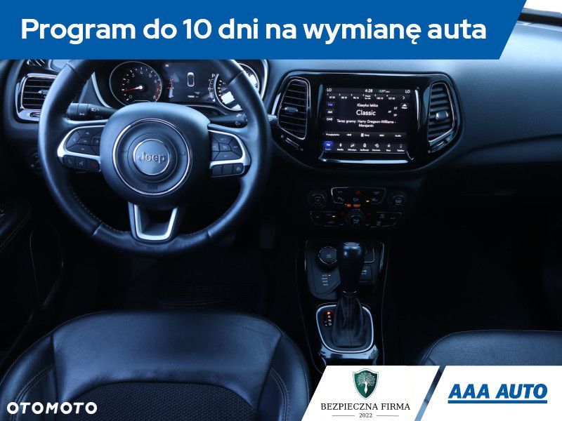 Jeep Compass - 9
