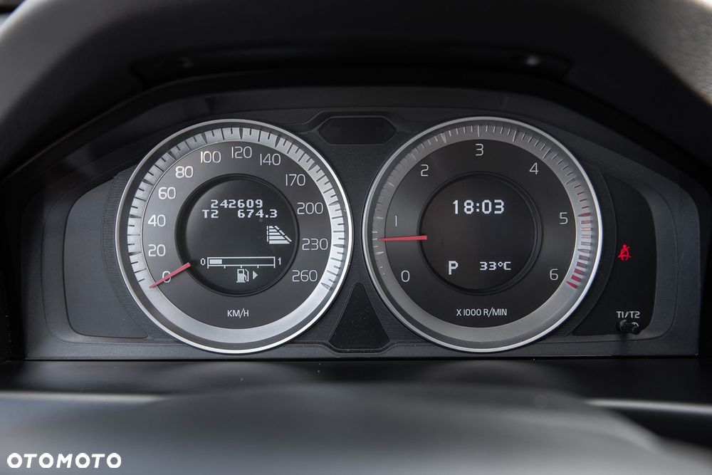 Volvo XC 70 D4 AWD Summum EU6 - 20