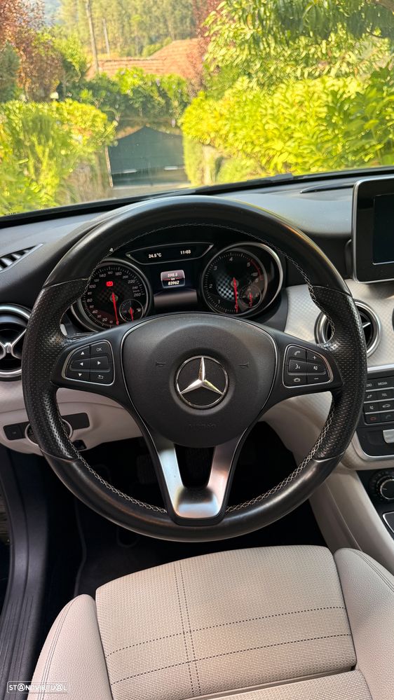 Mercedes-Benz A 180 d Urban - 33