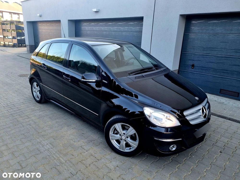 Mercedes-Benz Klasa B - 1