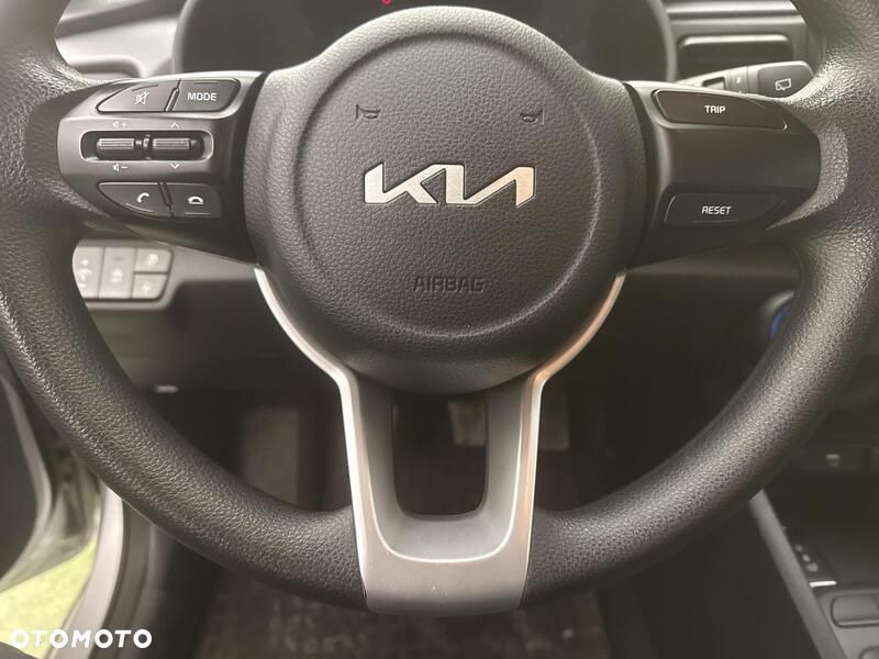 Kia Rio 1.2 M - 13