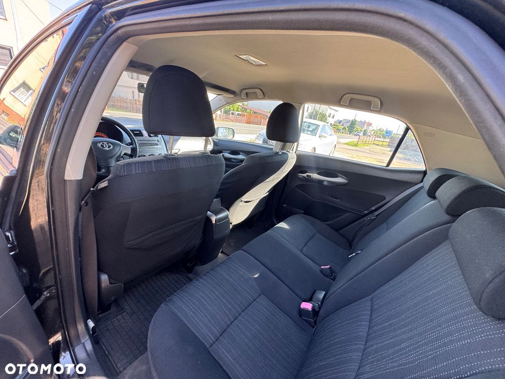 Toyota Auris 1.6 VVT-i Premium - 10