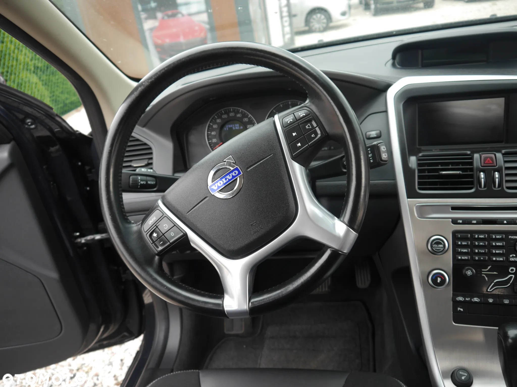 Volvo XC 60 2.4D - 8