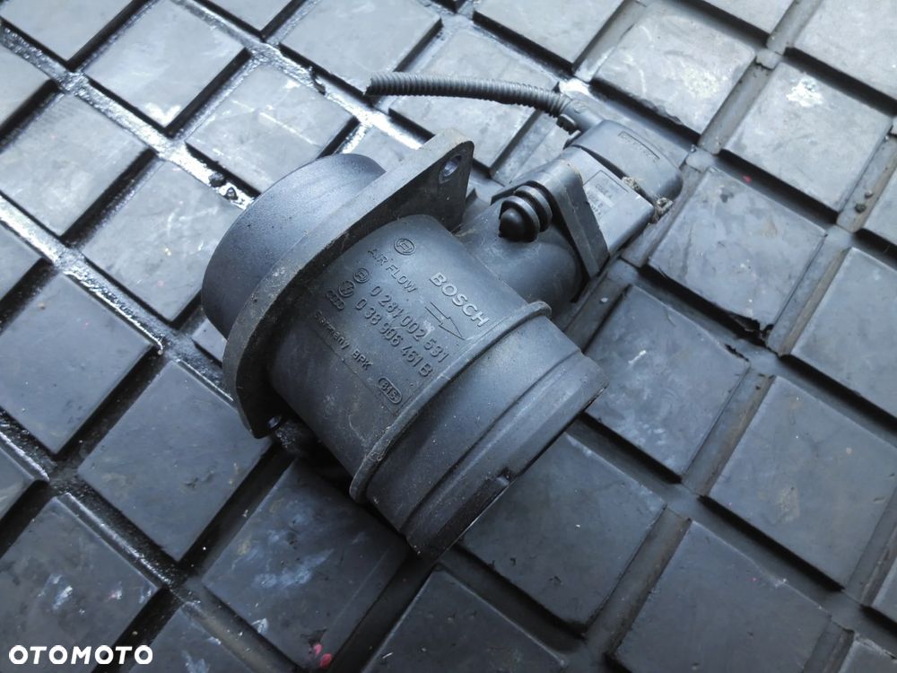 VW AUDI SEAT SKODA PRZEPŁYWOMIERZ 038906461B + WTYCZKA INSTALACJA POSIADAM 2SZT - 5