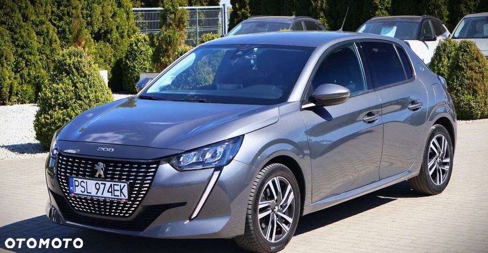 Peugeot 208 - 10