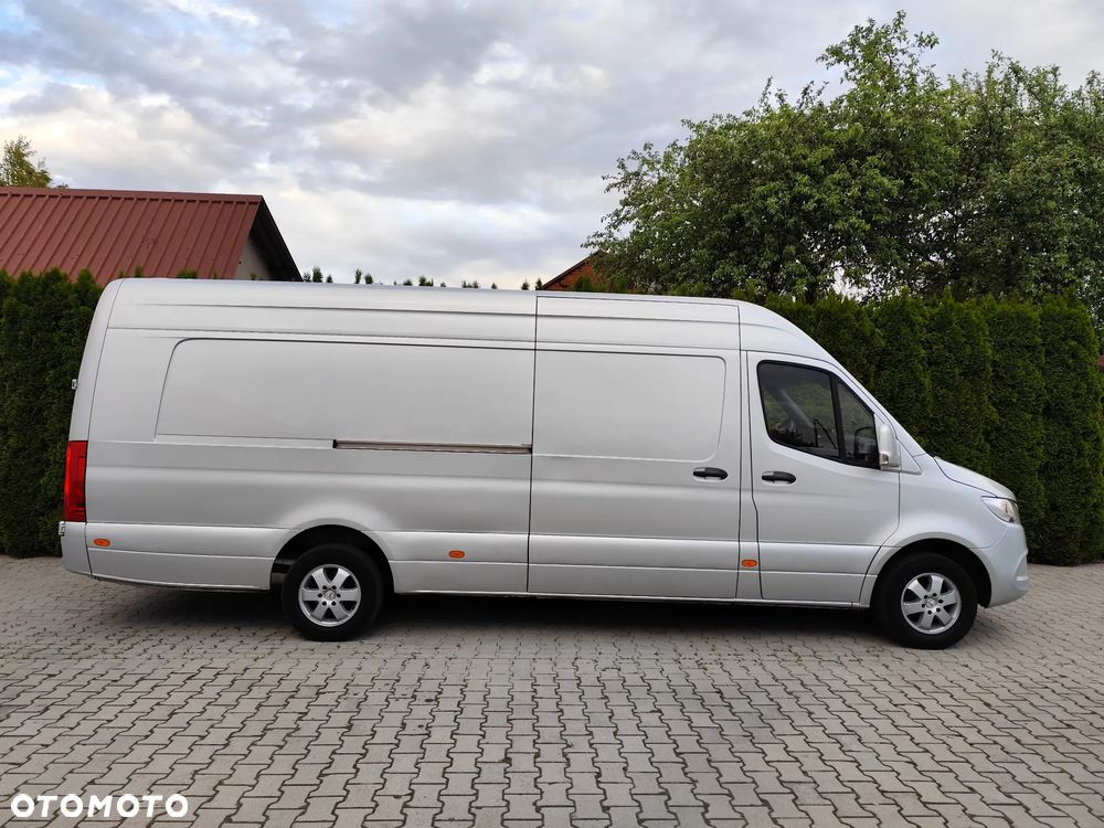 Mercedes-Benz SPRINTER - 2