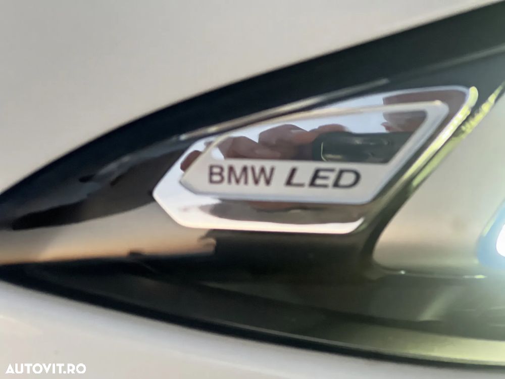 BMW Seria 3 320d AT MHEV - 11