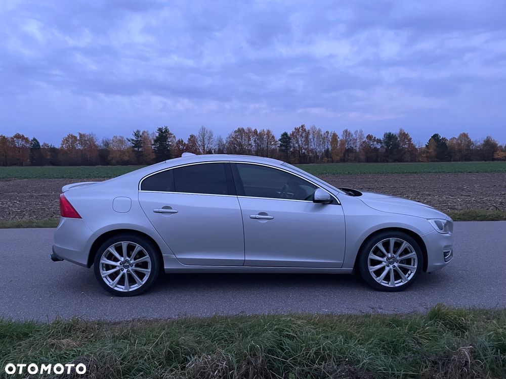 Volvo S60 2.5 T5 AWD - 4