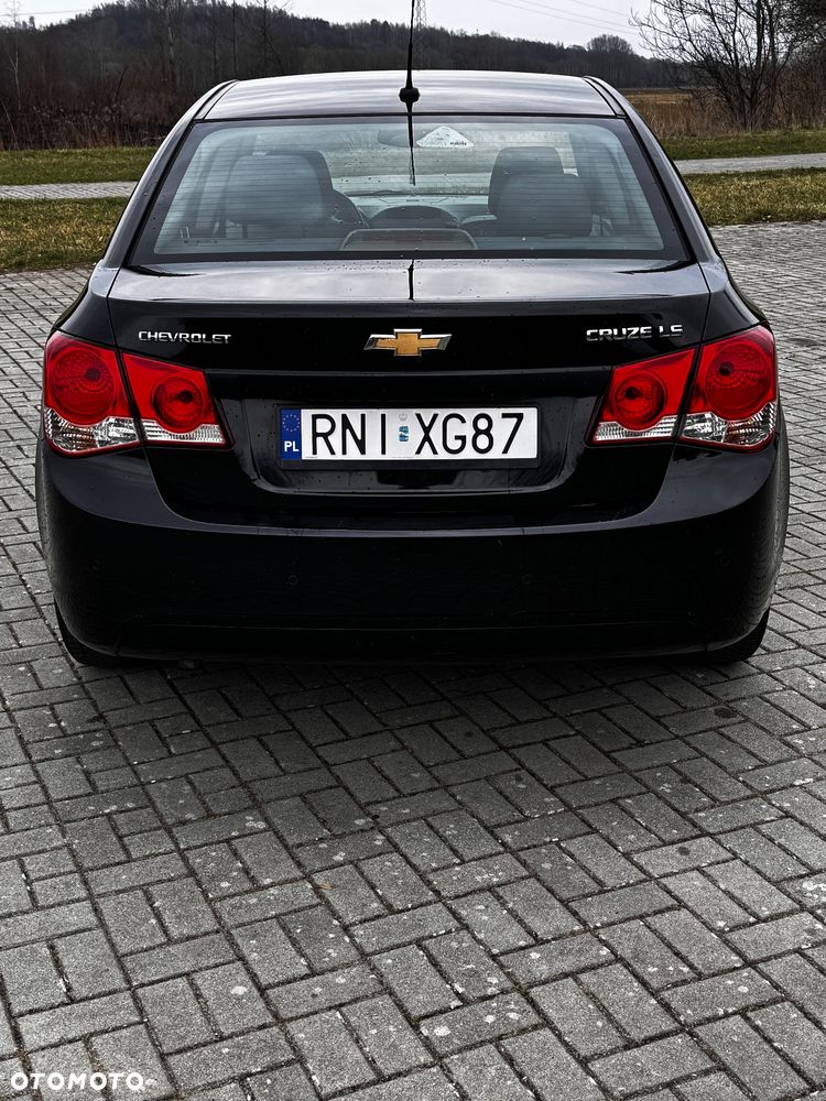 Chevrolet Cruze 1.6 LS - 7
