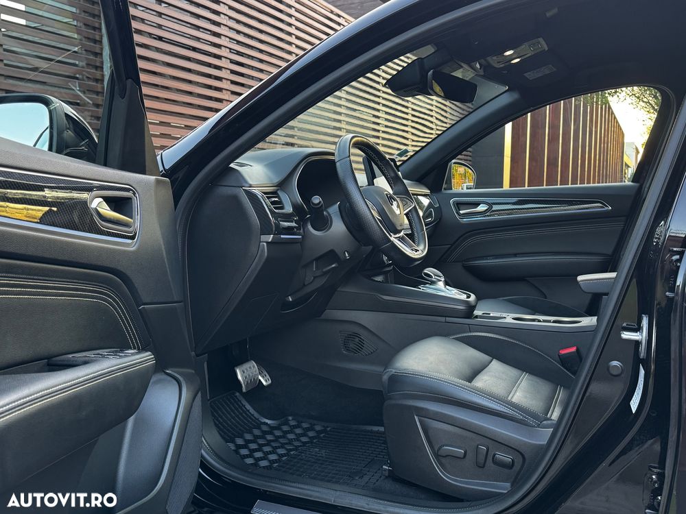 Renault Arkana E-TECH RS Line - 18