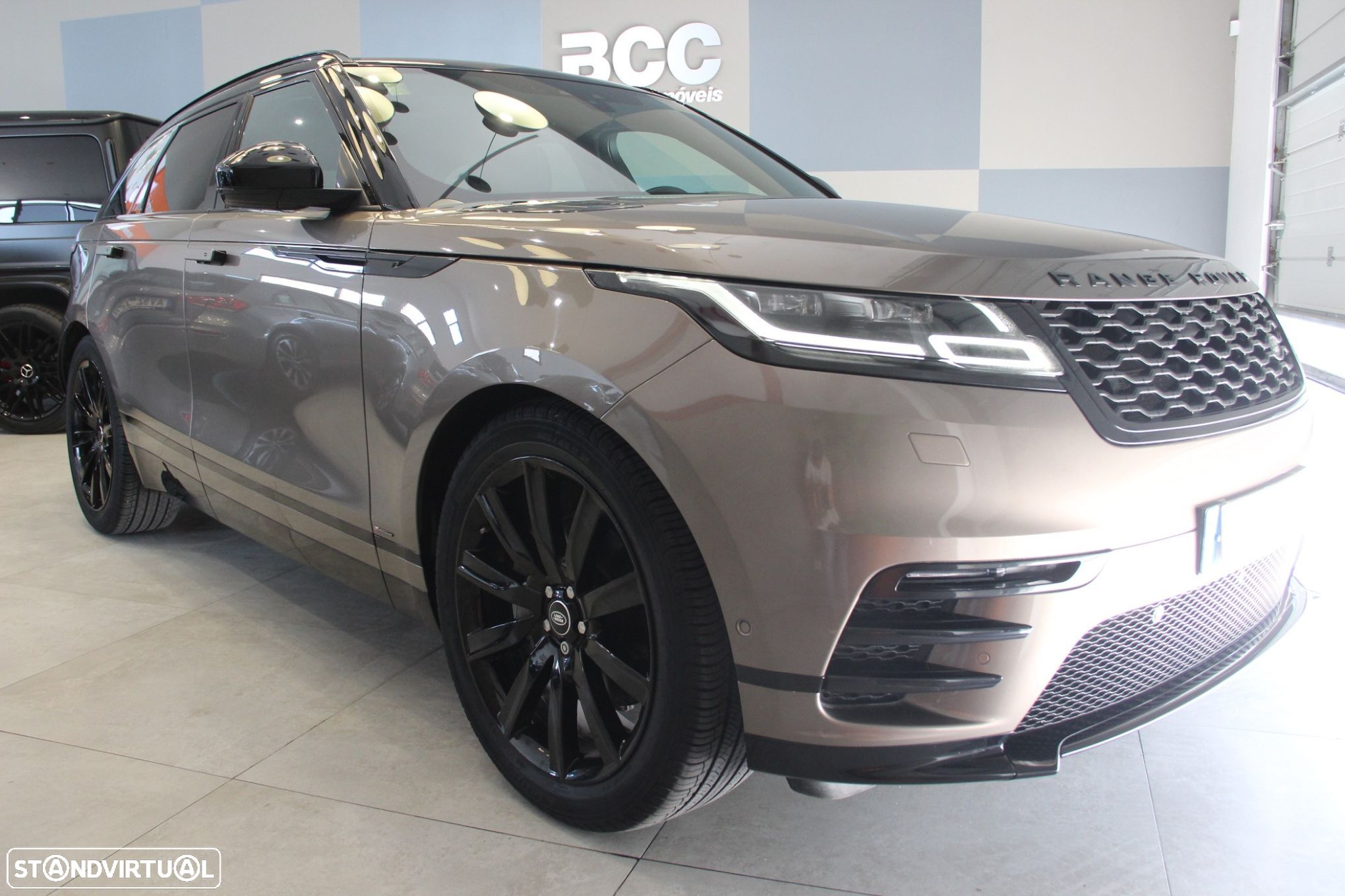 Land Rover Range Rover Velar 2.0 D R-Dynamic - 1