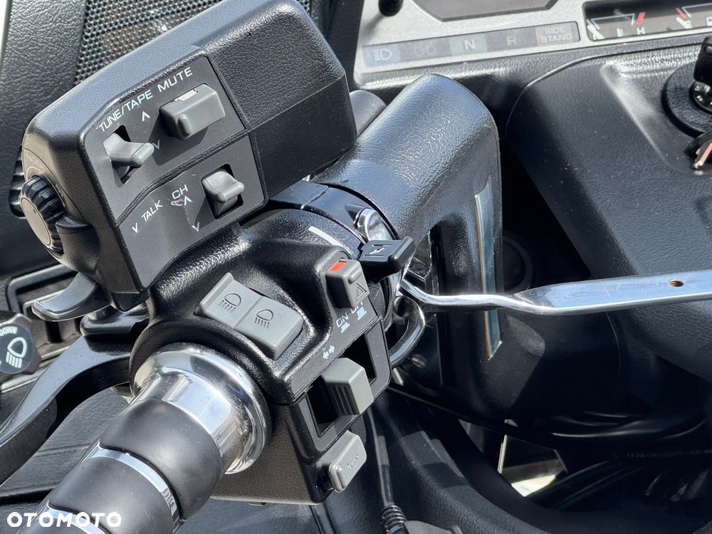 Honda GL - 16