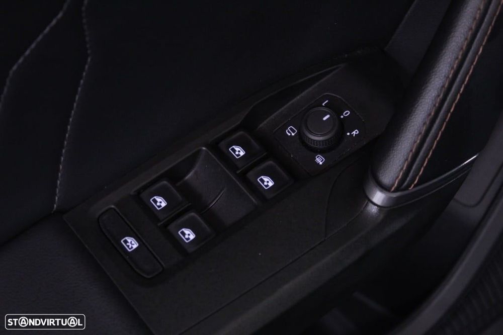 Cupra Formentor 1.4 e-Hybrid DSG - 20